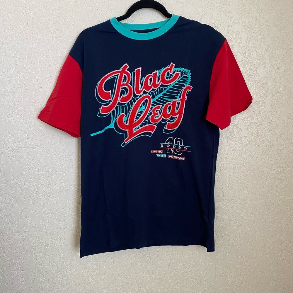 Blac leaf live with purpose shirt medium